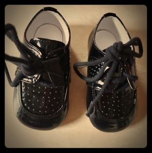 Dinkie black patent shoes size 3 and 5